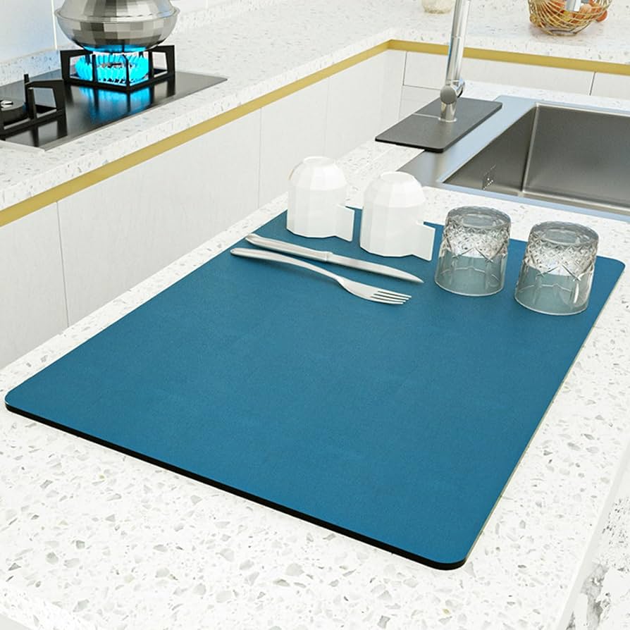 Quick drying mats for kitchen counter tops