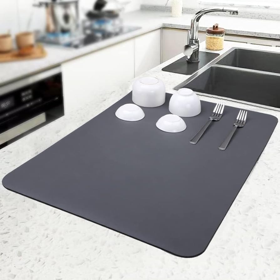 Quick drying mats for kitchen counter tops