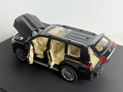 1:32 Land Cruiser Diecast Metal Toy Car for Kid Pullback with Light Sound| Black